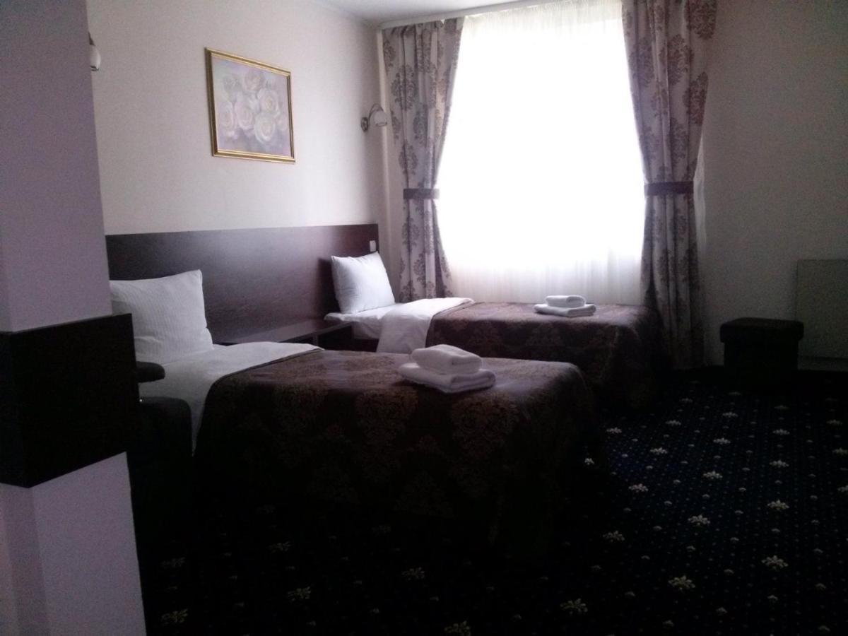 Faraon Hotel Ivano-Frankivsk Luaran gambar