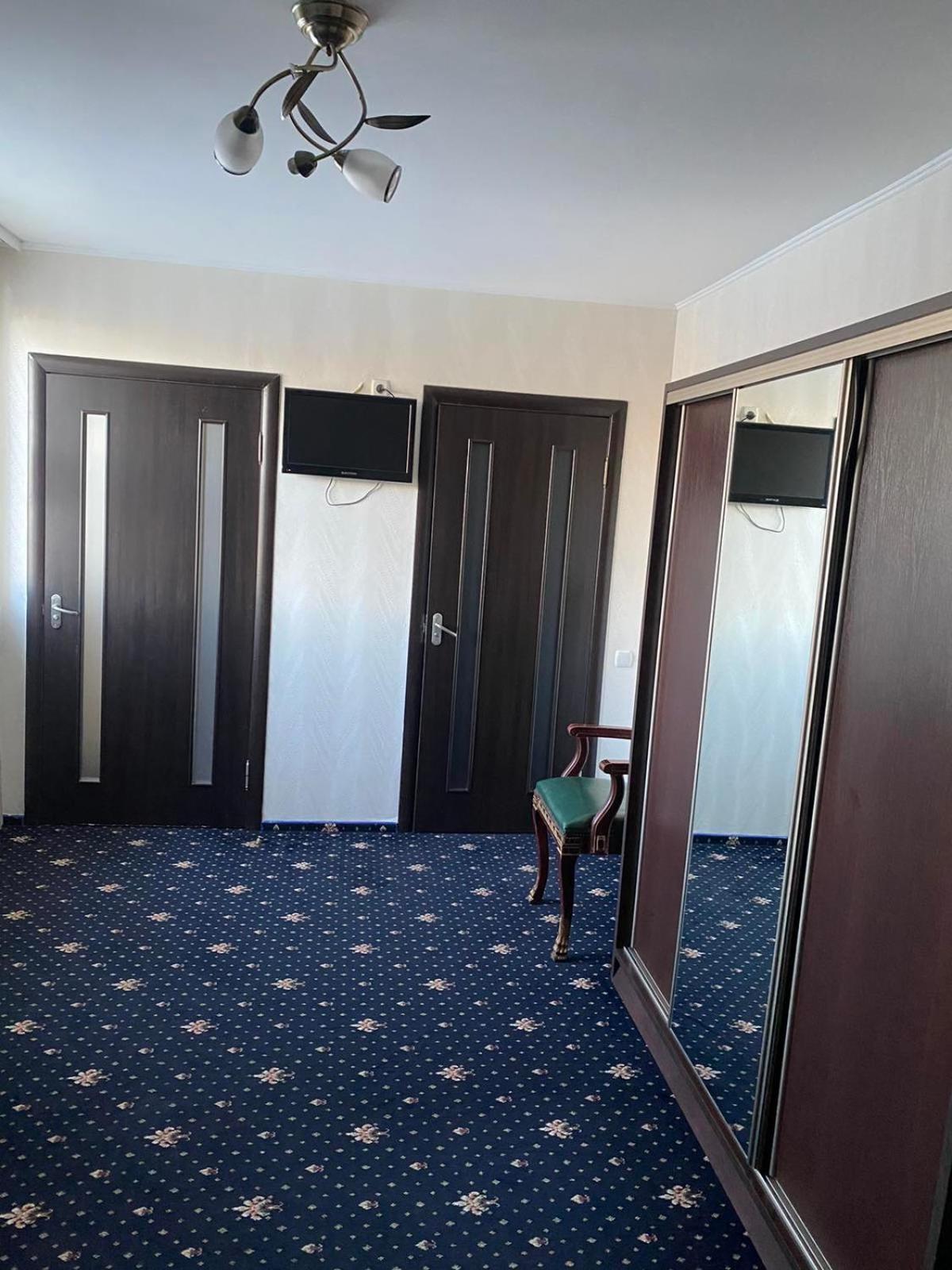 Faraon Hotel Ivano-Frankivsk Luaran gambar